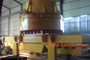 新型反击式复合破碎机 高效破碎碎石解决方案